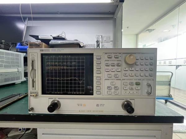 HP Agilent 8722D Analista de red vectorial de microondas de 50 MHz a 40 GHz VNA