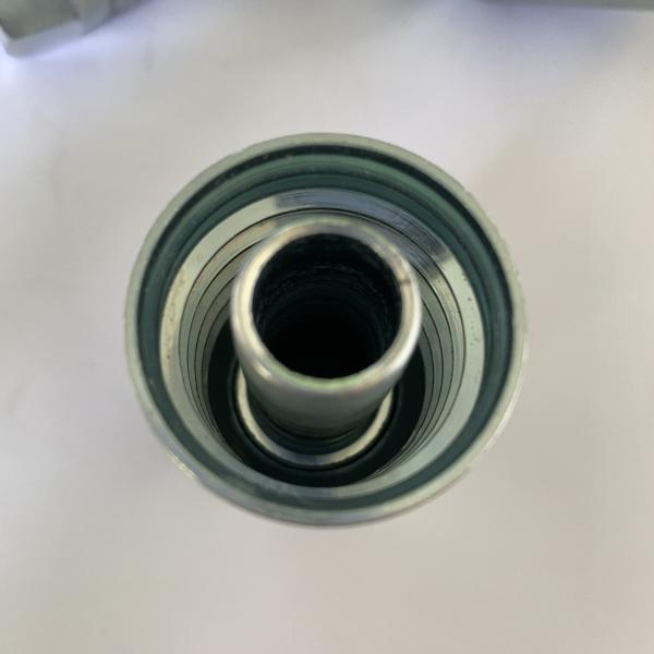 High Precision One Piece Fitting / Carbon Steel Hydraulic Hose Connector