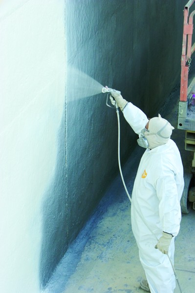 Honda Engine Gas Powered Airless Paint Sprayer For Residential Interior Walls And Ceilings
