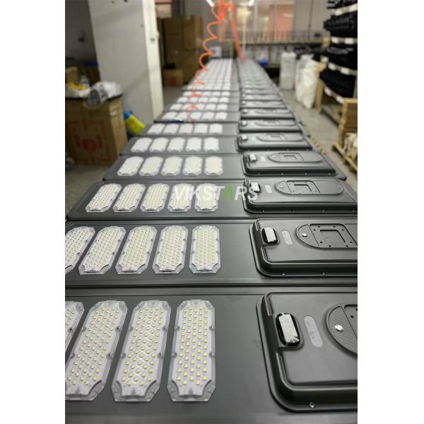 Nuevo 100W 200W 300W 400W 500W All In One Aluminio Luz solar de calle para mayoristas