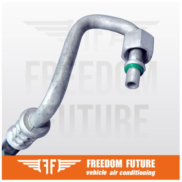 3A0820739C For 88-97 Volkswagen Passat B3 B4 1.6L 2.0L Discharge AC Pipeline