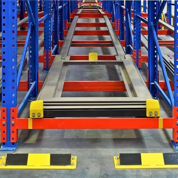 Customizable Adjustable Pallet Flow Racks For FIFO Storage In Cold Steel Warehouse