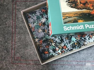 CMYK OEM Custom Printed Jigsaw Puzzles For Adults Children Colored 19.5x17cm