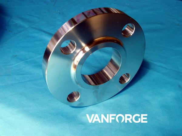 DIN 2656 ASME SA182 PN40 Forged Steel Flange High Precision Bright Surface