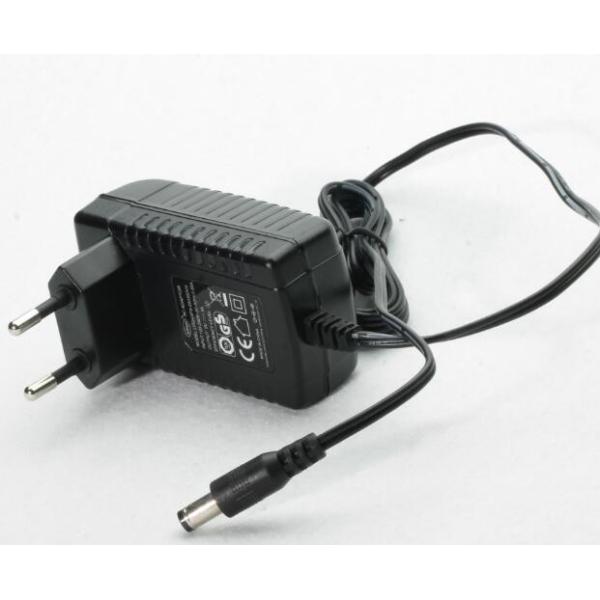 4.2V 12.6V 16.8V Li Ion 18650 Battery Charger / Lead Acid Battery Charger With Green Turn Light