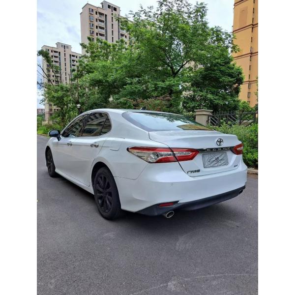 Toyota Camry 2021 версия среднего седана года 2.0L CVT автоматическая роскошная