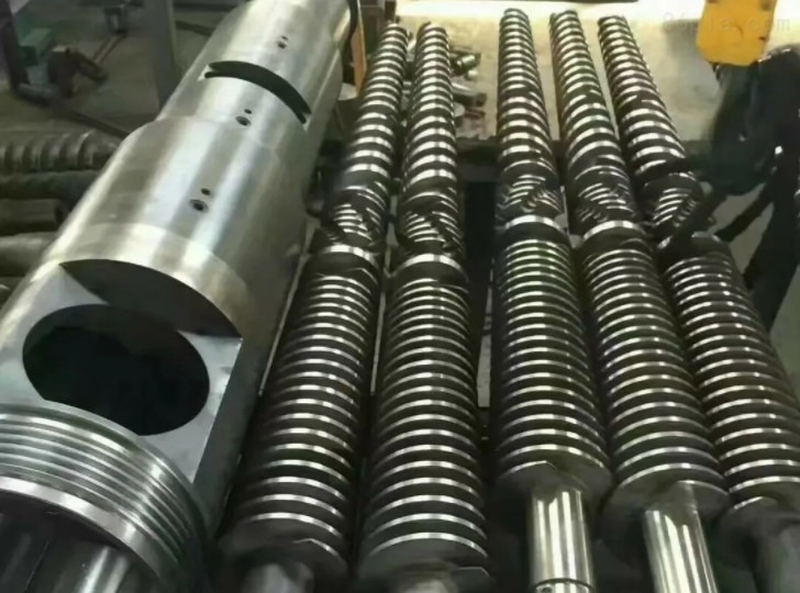 65/132 конических двойных бочонков винта для трубы профиля WPC Spc трубы PVC