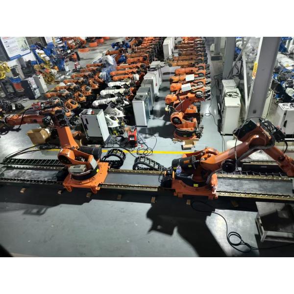 Kuka KR270 R2700 Robot de palettisation industriel ultra utilisé KUKA 270 kg Charge utile 2700 mm Robot de soudage à point de portée