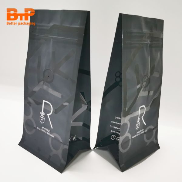Custom Printed Matt Mylar Bags Stand up Pouch Packaging Coffee Pouches Moisture Proof Reusable Flat Bottom Food Packaging Bags