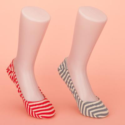 Grey / Red Stripes Non Slip Invisible Socks No Show Liner Socks With Good Elasticity