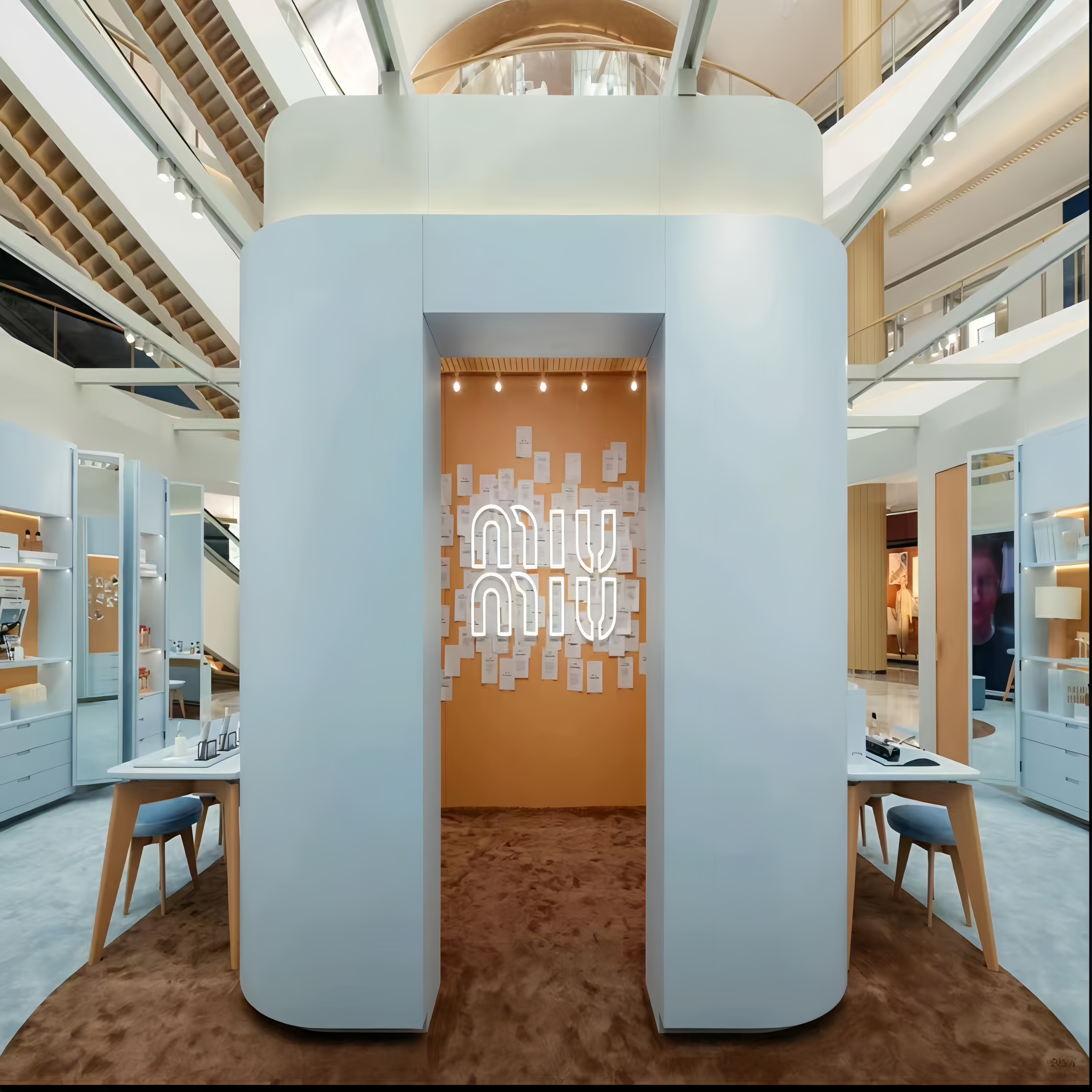 Elegant Perfume Store Display Showcase and Skincare Furniture for Retail Cosmetic Shop Interior Decoration