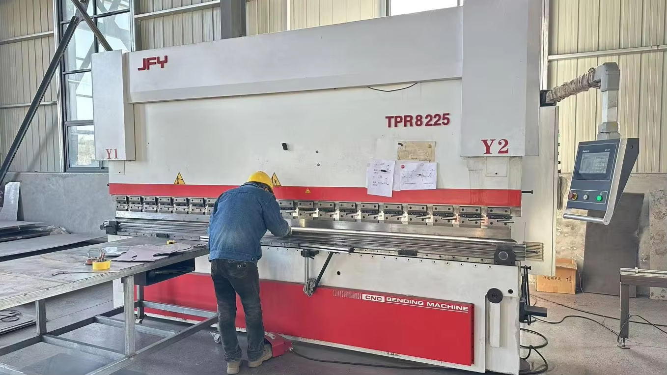 Xinxiang Dayong Vibration Equipment Co., Ltd.