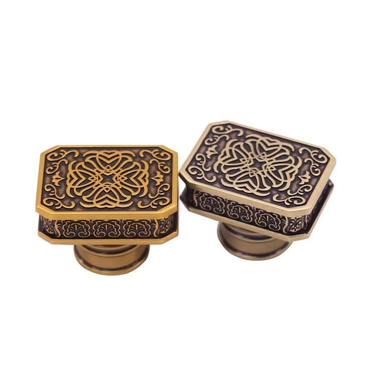Vintage Embossed Square Zamac Perfume Bottle Cap, Antique Brass FEA 15