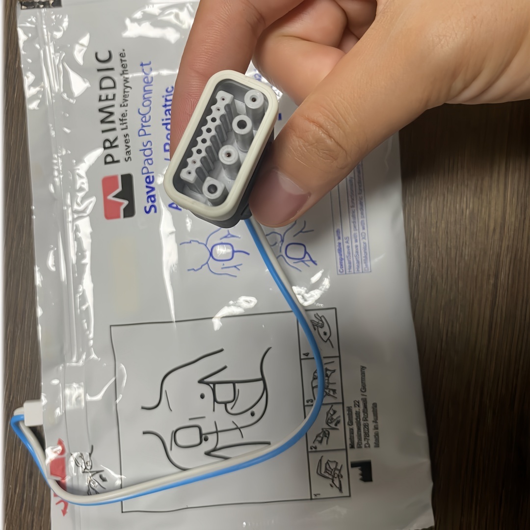 Original M250 Defibrillator Electrode Pads With Pre Inserted Double Row Plug