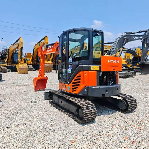 Used Hitachi 50U Excavator Original Color 128.7KW Engine Power 5 Ton Mini Digger At Affordable