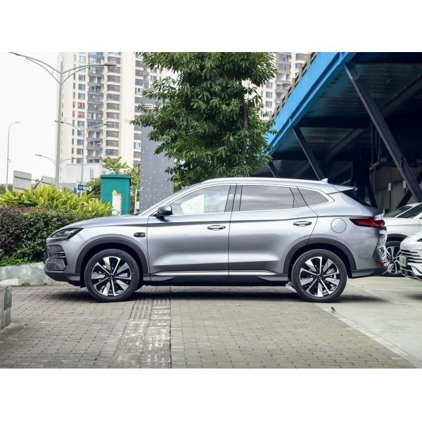 Speed Electric Car 87.04kwh Capacité de la batterie 605km Autonomie 175km/h Vitesse maximale BYD Song Plus EV pour une charge rapide 0,5 heures en 2025