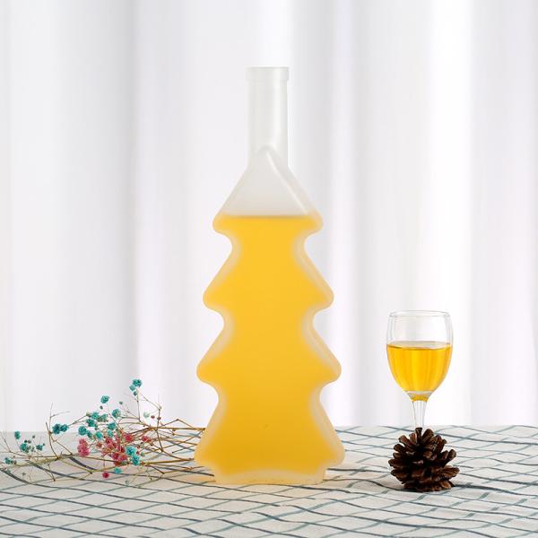 500ml Christmas Tree Shape Frosted Glass Bottles for Wine Vodka Beverage and Design