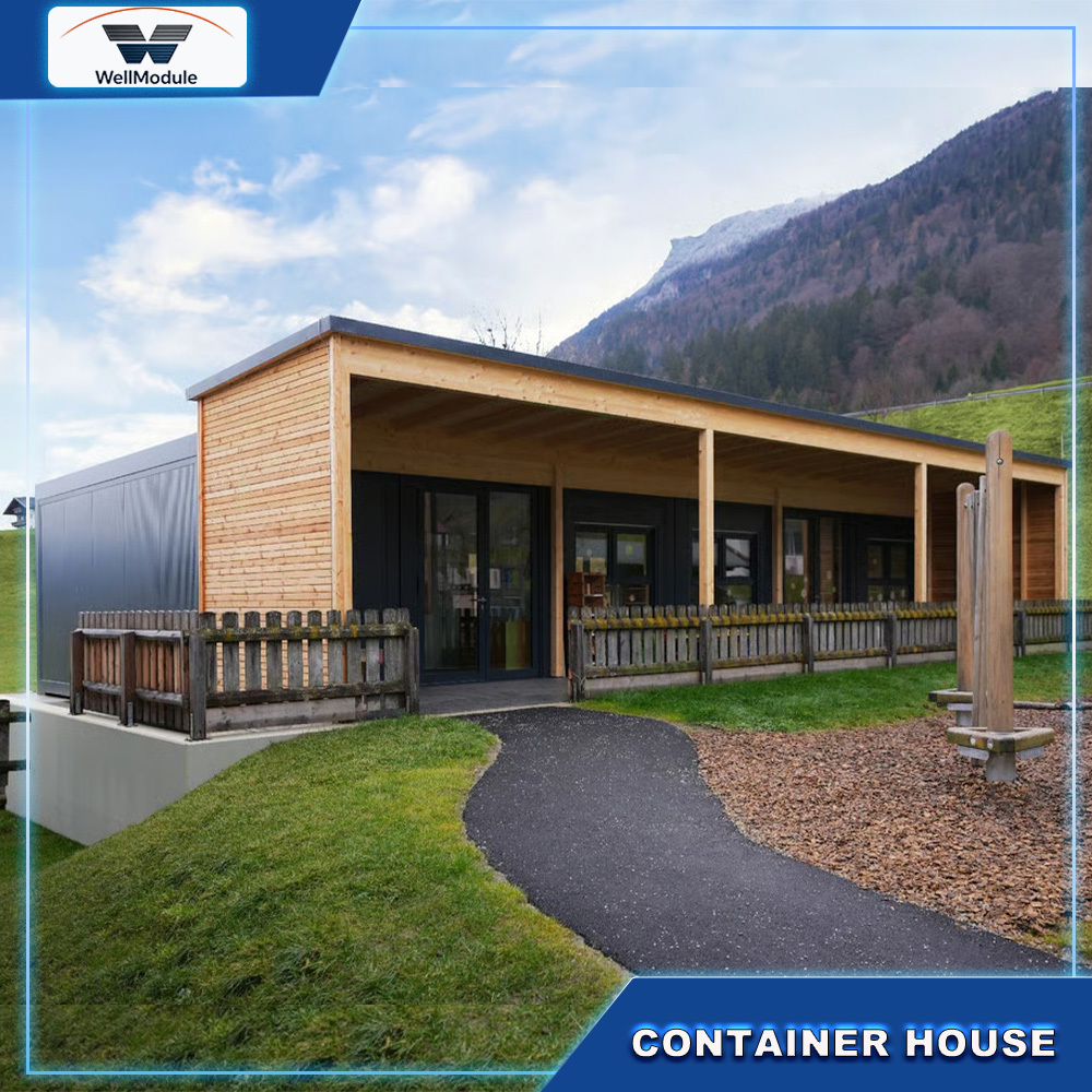 Prefabricated Container Office House with Modern Interior Design for Corporate and Industrial Business Applications