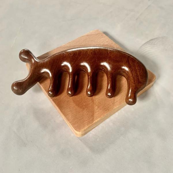 Customized Logo Availabled Brown Wide Tooth Head Scalp Massage Comb Manufacture Natural Wooden Sandalwood Gus Sha Comb