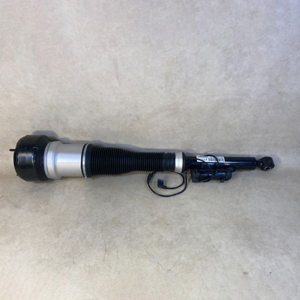 W221 Suspension Struts for Mercedes-Benz S Class S550 2213205513 2213205613 Air Shock Absorbers