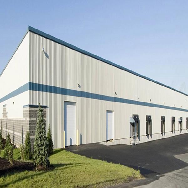 Entrepôt de structure en acier léger avec poutres H-section