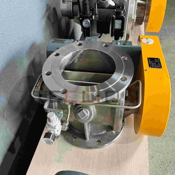 Airtight stainless steel rotary valve lock feeding device