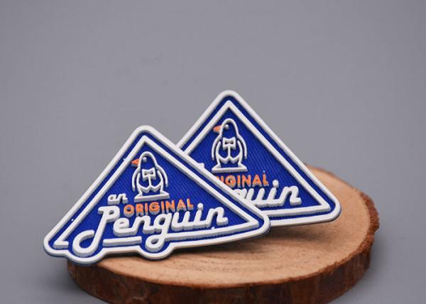 Hot Melt Adhesive Printed Silicone Clothing Labels Customized Twill Back