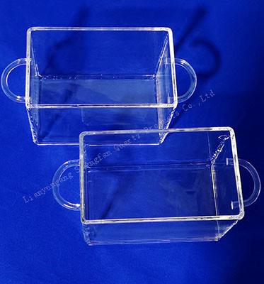 Factory Customized High Temperature Corrosion Resistant Quartz Containers Quartz Square Cylinders With Quartz Sand Cores For Laboratories