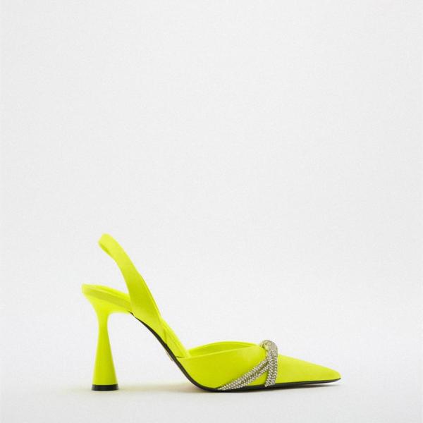 Waterproof PU Sole Womens Footwears Sandals Style For Casual Occasion