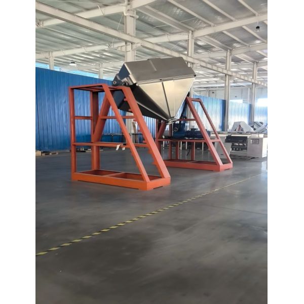 Solid Dosage Pharmaceutical Powder Mixer 500L Cone Large Pharmacy Compounding Mixer