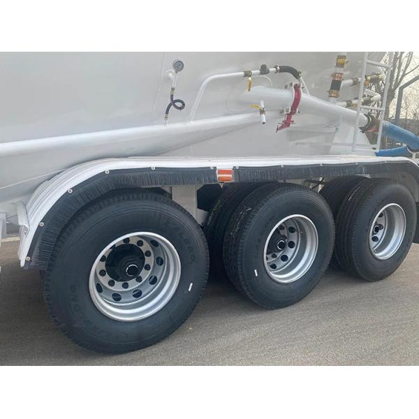 3 Axles Dry Bulk Cement Trailer Semi Trailer Cement Powder Trailer