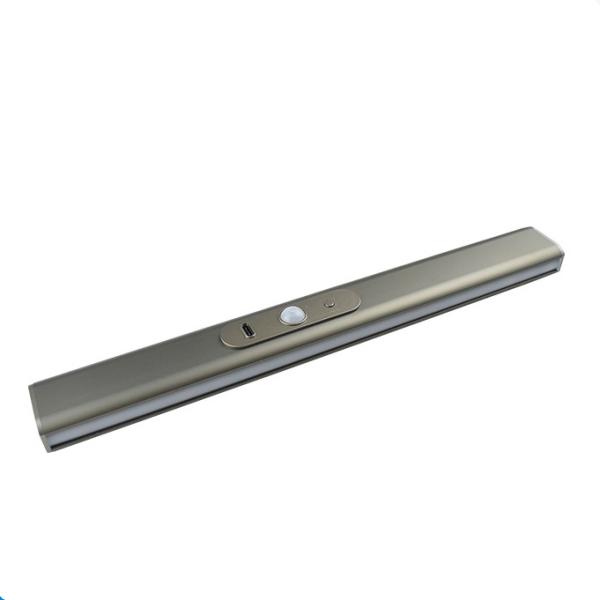3000k/4000k/6000k Color Temperature Wardrobe Hanging Rail Light with PIR Sensor and PMMA