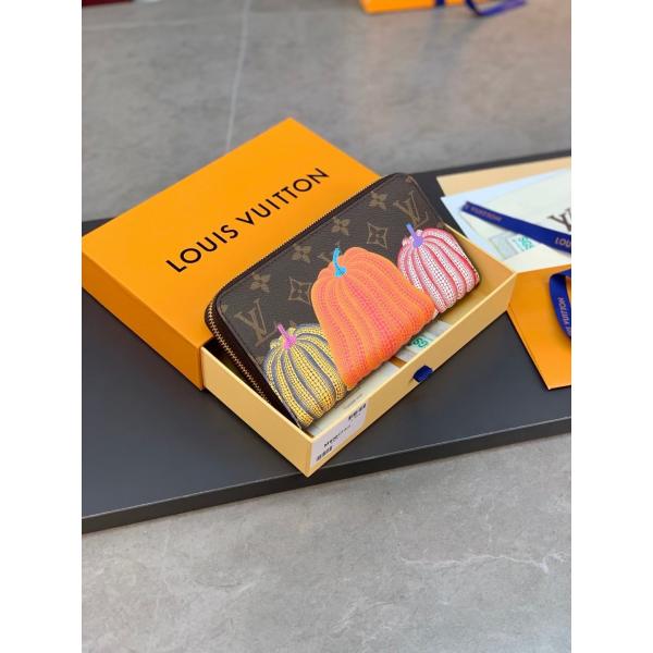 Unisex Canvas LV Sarah Monogram Wallet Damier Collaboration Leather