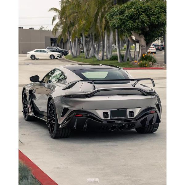 2020 Vantage Aston Martin Body V12 F1 Style Kit Front Rear Bumper