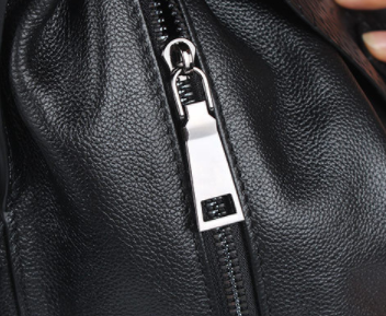 New College Wind Double Womens Fashion Rucksack Female Student Embossed Clamshell