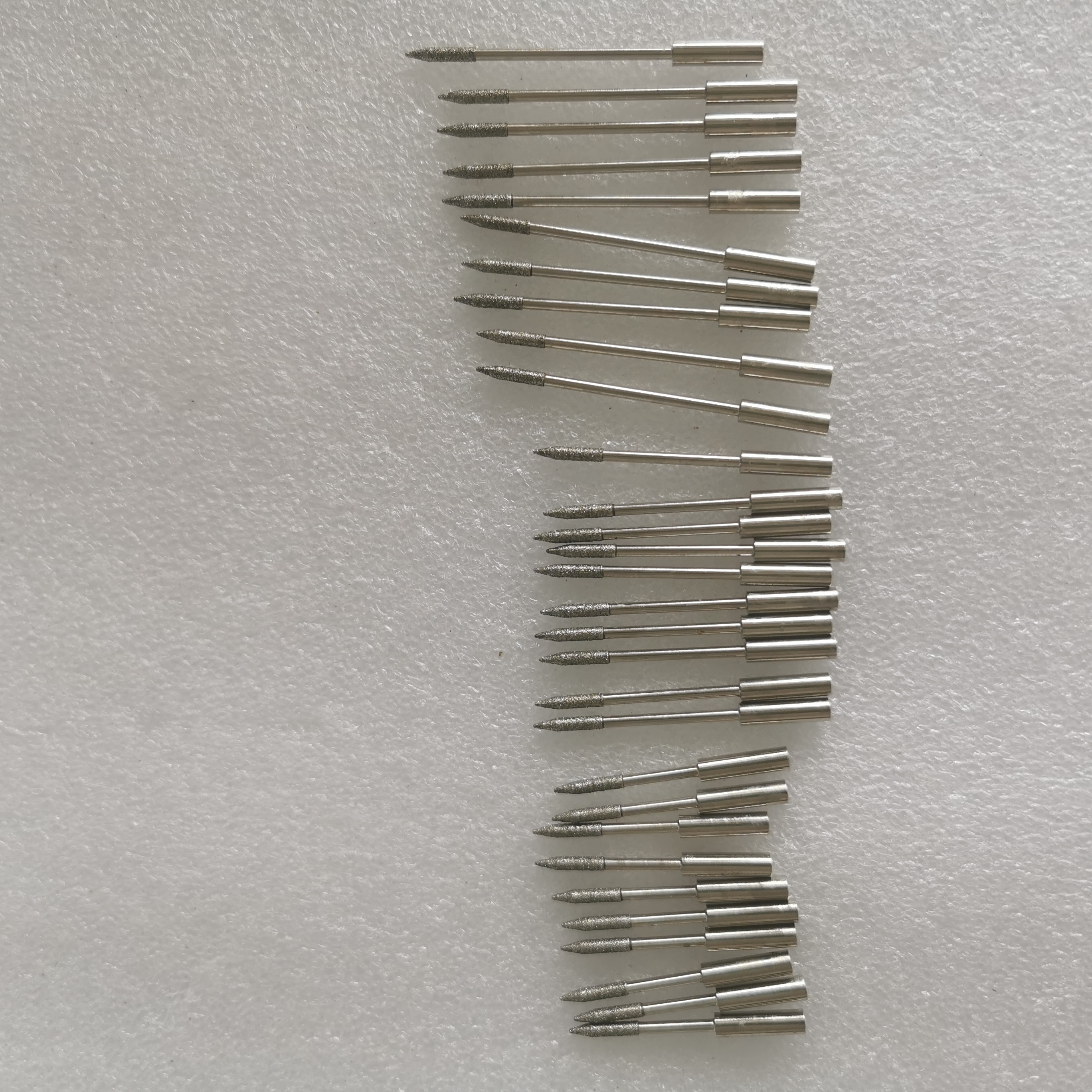 D151# Firm Grit Retention Electroplated Diamond Grinding Pins with 2.2mm Head Diameter and 8mm Abrasive Length