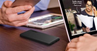 Multi Colored Plastic 10000mAh Slim Power Bank For Mobile Phone