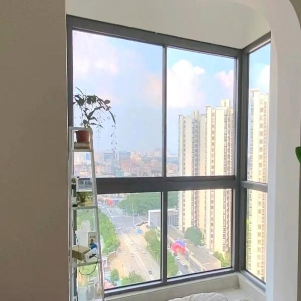 Fashion New Design Aluminio de doble acristalamiento ventana corredera con vidrio de baja intensidad para espacios pequeños