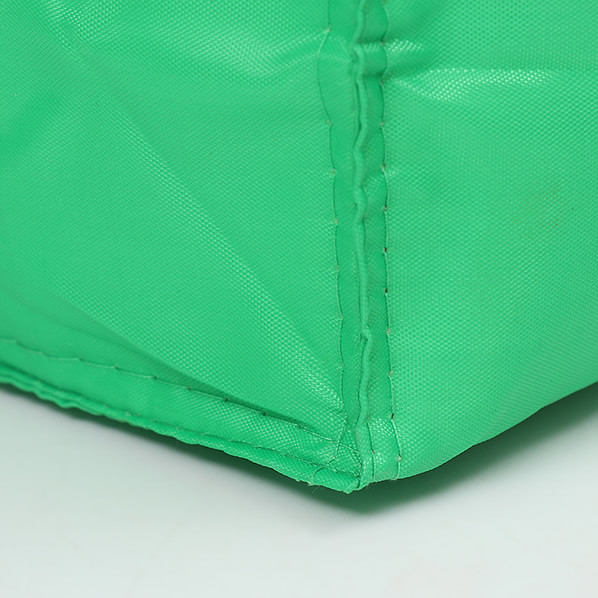 Non-Woven Polypropylene exterior and thermal food safe foil lining, logo cooler, ice box for premium, super market gift