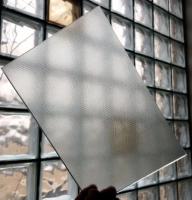Verre solaire photovoltaïque ultra-transparent Verre à faible teneur en fer pour la construction de centrales électriques