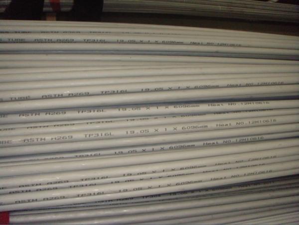 Tubulação de aço inoxidável de ASTM A269/ASME SA269, extremidade recozida, lisa brilhante, tampão plástico TP304/304L TP316/316L