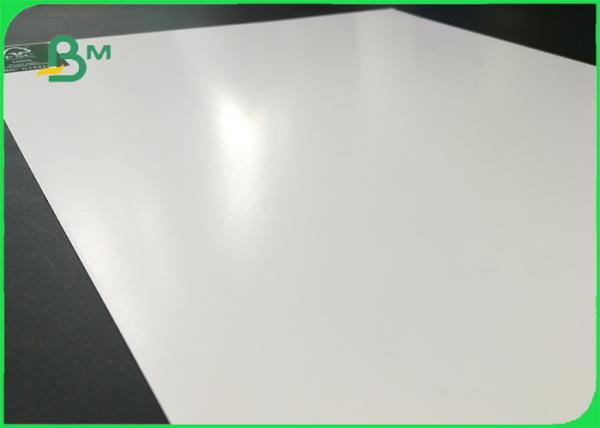 Couche revestido bilateral lustroso alto G/M diferente de papel para as tampas do caderno do compartimento