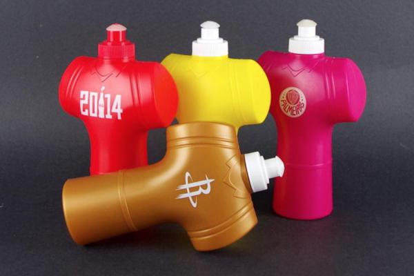 O HDPE plástico bebendo da garrafa 500ML do esporte criativo exterior coloriu a garrafa de água 6.5x11.5x20cm