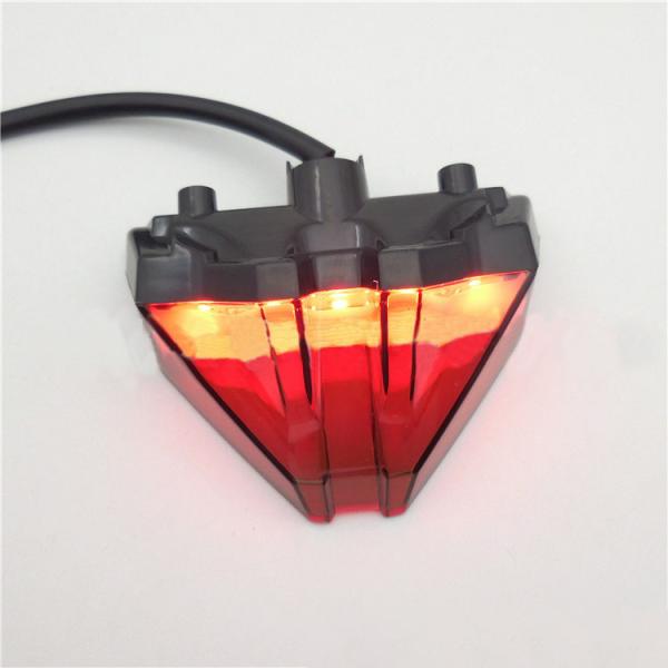 ABS PC Material LED Beads Triangular Braking Driving Tail Light for Motorcycles Design