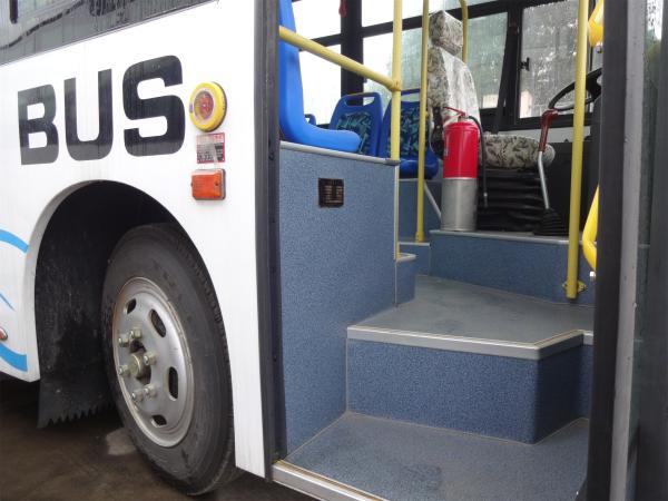G Type Public Transport Bus 12-27 Seats , Tourism CNG Powered Bus 7.7 Meter Length