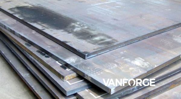 4130M CrMnMo Alloy Quenched And Tempered Steel Plate For Mold Construction