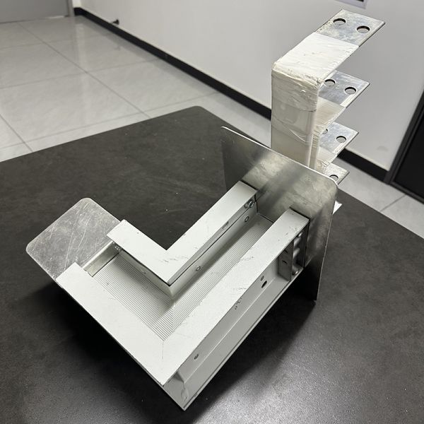 Conducto de barra colectora industrial resistente al fuego para áreas peligrosas Protección IP68