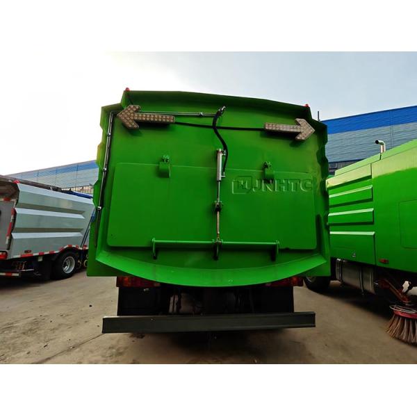 Howo H5 Road Sweeper Truck 4X2 Vehicle-Mounted Road Salt Spreader Snow Melting Machine Truck