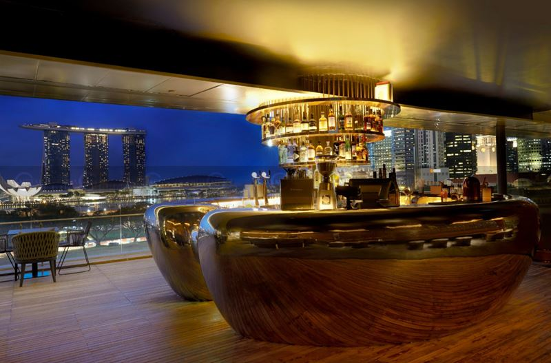 Custom Geometric Water Wave Stainless Steel Bar Art Furniture