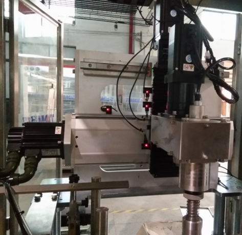 Single Head Bottle Automatic Capping Machine 1500-2000BPH